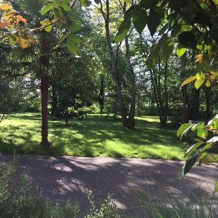 L Du Parc *
